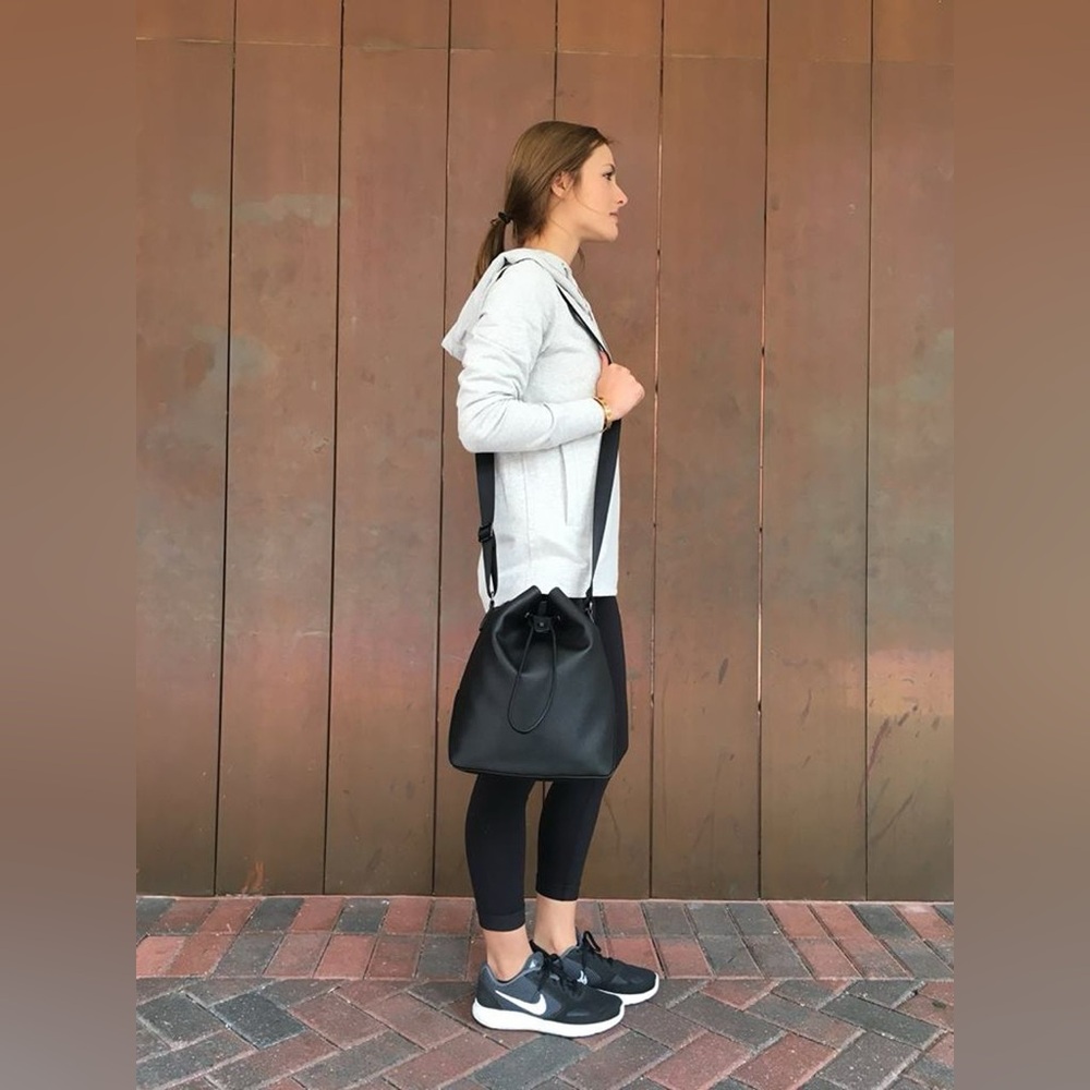 Lululemon Split Pullover Size 4 - image 5